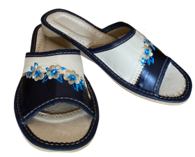 Women's slipper