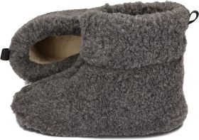 Grey wollen slippers